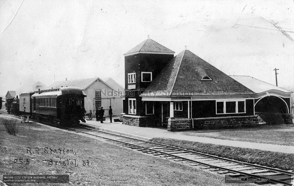Postcard: Railroad Station, Bristol, Vermont